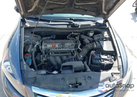 2011 Honda Accord 2.4 Se from USA, damaged, VIN 1HGCP2F6XBA041931